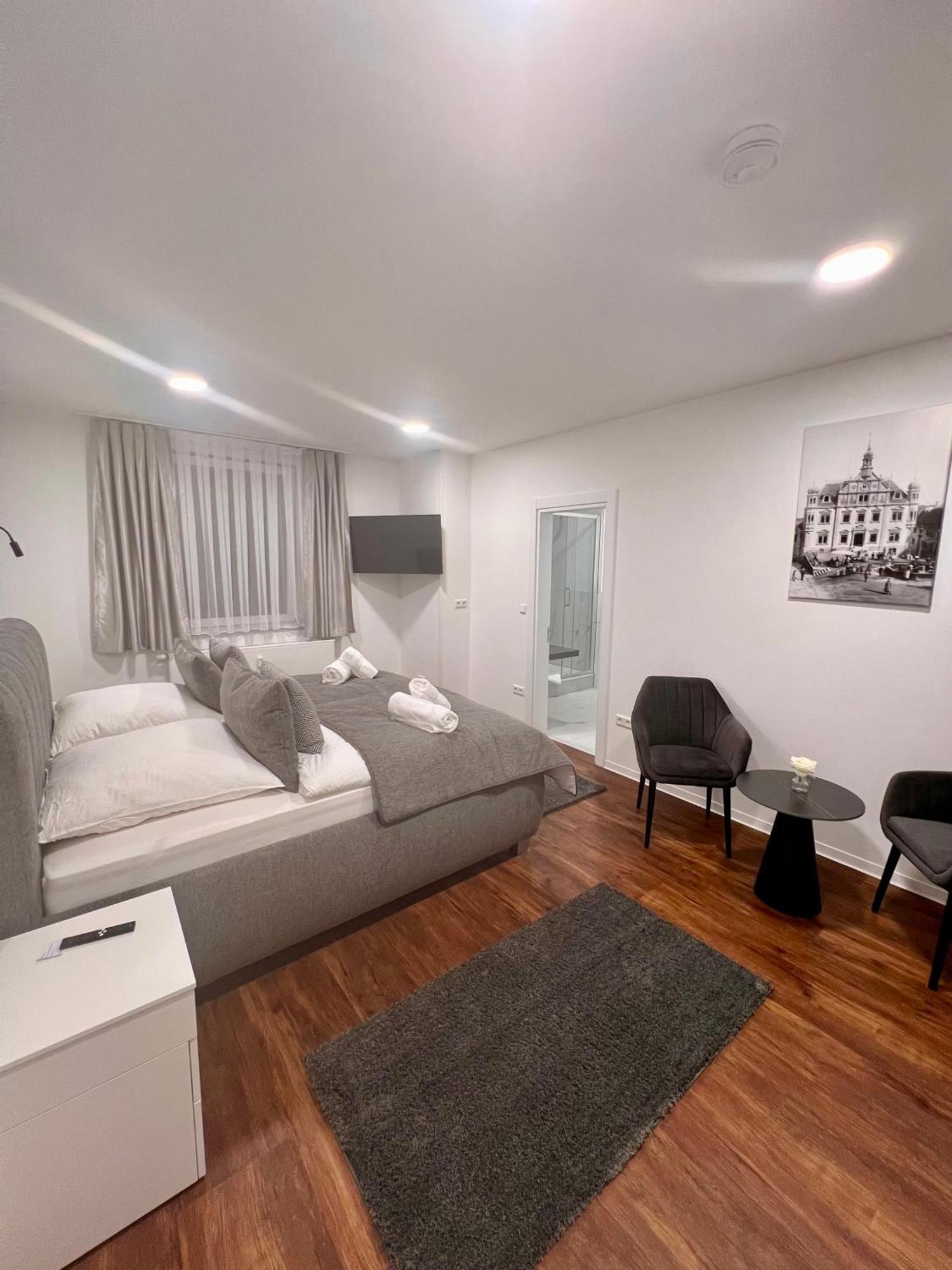 Hotel Am Schlossplatz Hechingen Extérieur photo